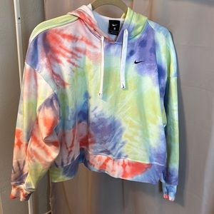 Nike Women’s Dri-Fit Get Fit Tie Dye Oversized Pullover Hoodie Sweatshirt, S